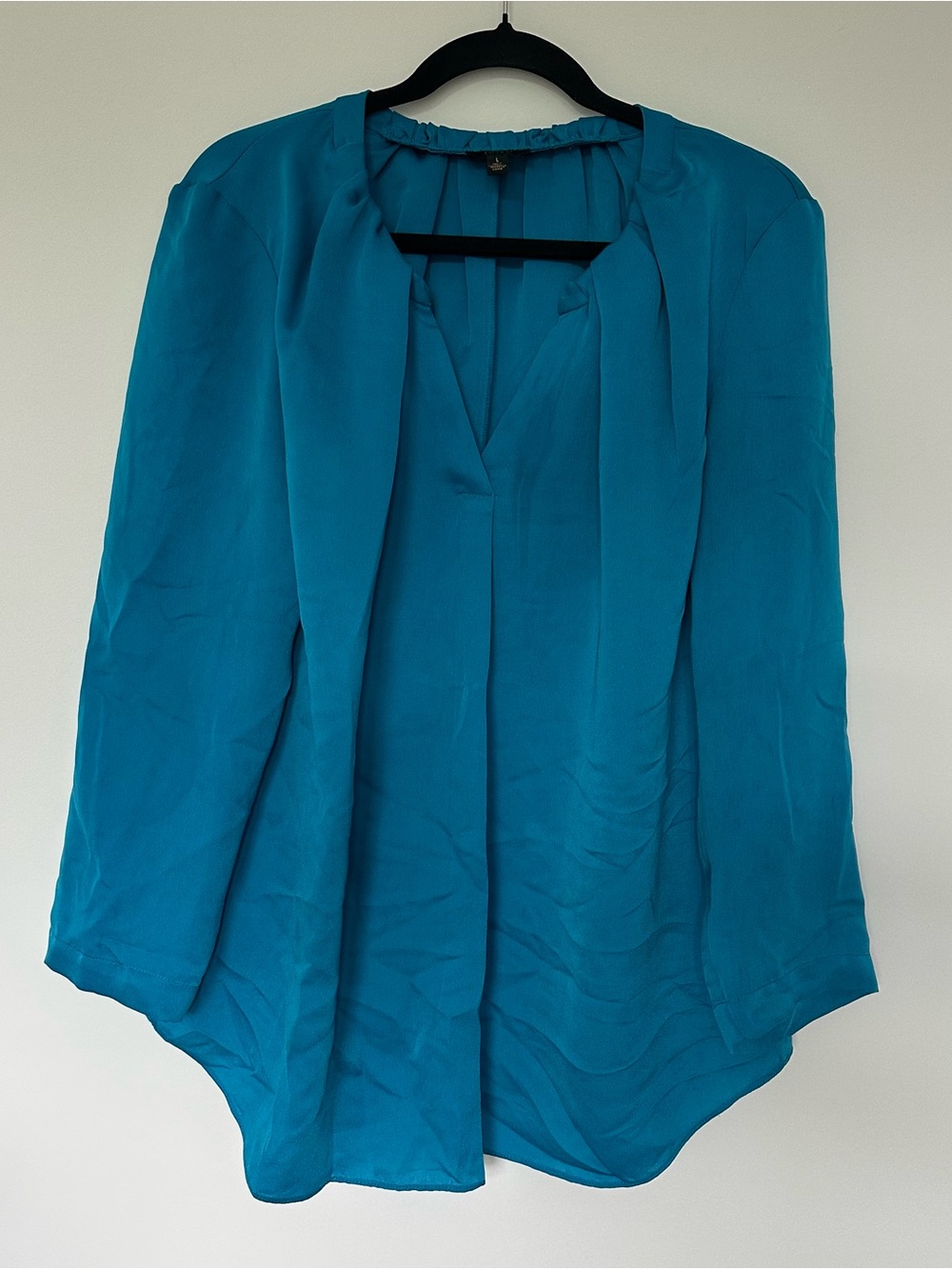 Prive Women’s Pleated Blouse Flowy Business Casual OfficeWear CorporateChic Sz L